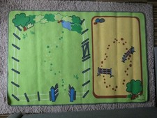 Spielteppich Weide und Pferde-Tunierplatz - guter Zustand 