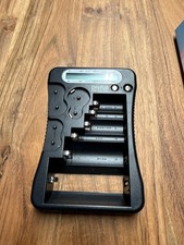 Dlyfull B2 Akku Ladegerät Batterietester für AAA AA CR2 CR123A Schwarz