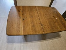 Kautsch Oder Esstisch 