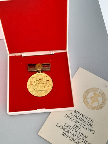 Jahrestag der ddr medaille - 30.jahrestag,