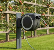 Universal Schlauchboxhalter