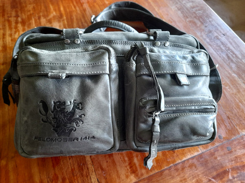 Markenlederhandtasche