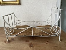 Antikes Puppenbett Metall