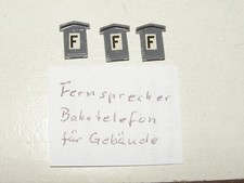 D1-002  Drei Eisenbahn-Fernsprecher für Bahnhofsgebäude, usw.