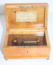 Reuge Walzen Spieluhr , 36-Ton-Laufwerk , 2 Melodien,  Minuet in G + Liebestraum