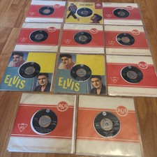 Elvis Presley  11 Singles mit Company Sleeve oder Künstlerlochcover RCA 45 7''