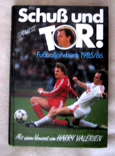 Fußballjahrbuch schuß und - schuß,