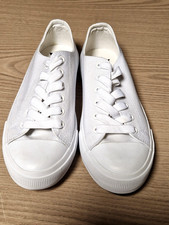 schicke weiße Sneaker - Gr. 38 - Vty von Deichmann - ideal für Hallensport /Reha