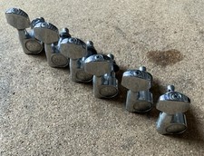 SET 2000s Squier Single Pin