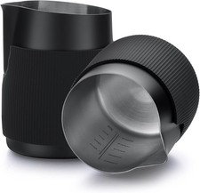 Normcore Milchaufschäumkanne