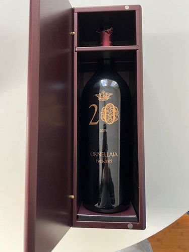 Leere weinflasche 2005 tenuta - leere,