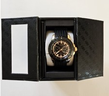 GUESS W14026G1 Quarzuhr Herren / Damen, Bicolor, 45 mm mit Silikonband