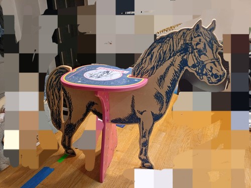 Hocker pferd von die - hocker,