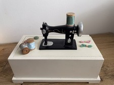 Aufbewahrungsbox zum Nähen