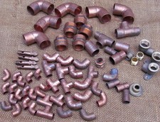 Konvolut FITTINGS KUPFER MESSING DÜSEN WANDSCHEIBEN LÖTEN WASSERLEITUNG