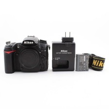 * USED * Nikon D7000 DSLR