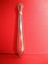 versilberter Nadelbehälter