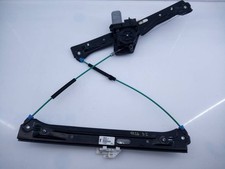 724256109 FENSTERHEBER VORNE