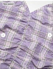 lila kariertes Kleid der Marke