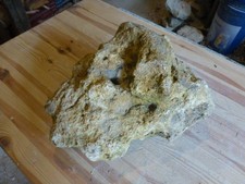 Quellstein Brunnenstein mit Loch für Quellsteinbrunnen Naturstein Nr. 111 Unikat