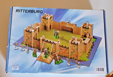 Ritterburg aus Holz mit