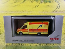 1:87 Herpa 901185 MB Sprinter RTW Flughafenfeuerwehr Hamburg Airport OVP / S12