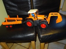 Spielzeug Traktor mit