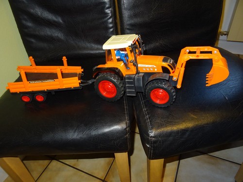 Spielzeug traktor mit - spielzeug,