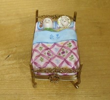 Großes Limoges Paar in einem