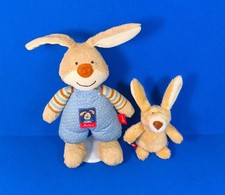 2x Sigikid HASE SEMMEL Mini Sweety Plüsch beige hellblau Stoff 32 +19 cm groß