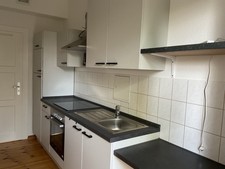 Küchenblock lichtgrau, links 270 cm lang, inkl. E-Geräte 