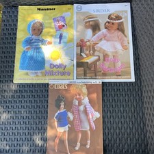 Strick Puppenschrank Outfits