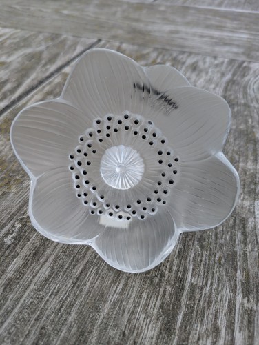 Lalique kristall milchglas - lalique,