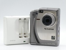 FUJIFILM FinePix 4700Z Limited