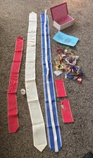 Konvolut Stickgarn und etwas Stoff   HOBBYAUFGABE 