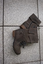 "NEU"   Da. Boots in oliv Gr. 36