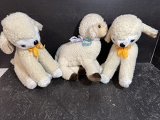 Lamm-Kuscheltiere der Marke