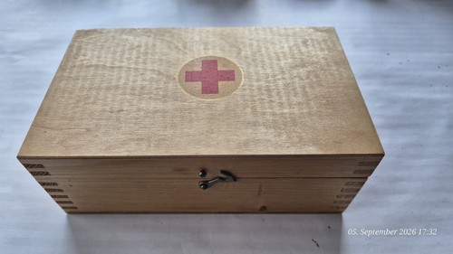 Verbandskasten rotes kreuz - verbandskasten,