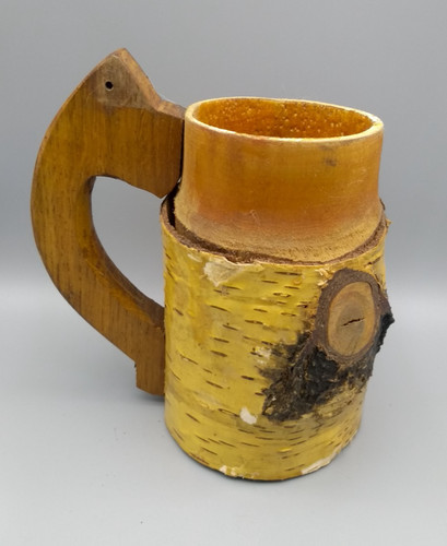 Bierkrug aus birkenholz - bierkrug,