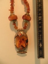 Bernsteinkette mit Anhänger, Amulett, Tibet / Nepal