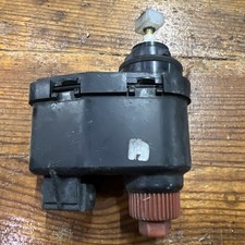 STELLMOTOR SCHEINWERFER