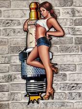 Blechschild Spark Plug Girl geprägt XL  Zündkerze Pin-Up Werkstatt Tankstelle...