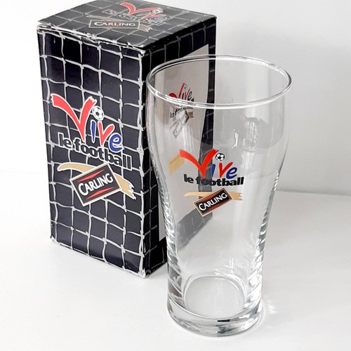 Carling vive football - le, pint