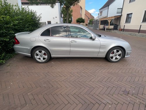 Mercedes w211 e500 - w211,