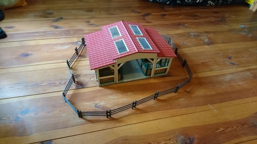 Schleich pferdestall - schleich,