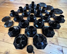 Octime Arcoroc Frankreich 72-teilig schwarz Glas Wie Neu!  Tassen Teller RAR