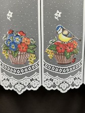 Scheibengardine, Frühling