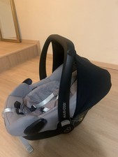 maxi cosi babyschale in grau