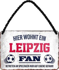 Blechschild Fußball Hier