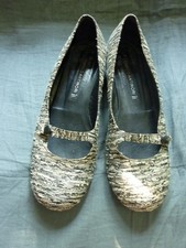 Ballerinas v. ENRICO ANTINORI